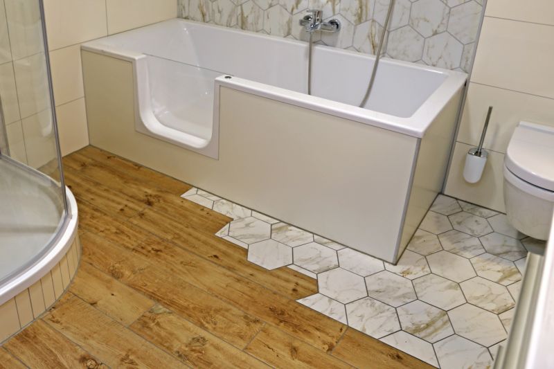 Barrier-Free Walk-in Tub